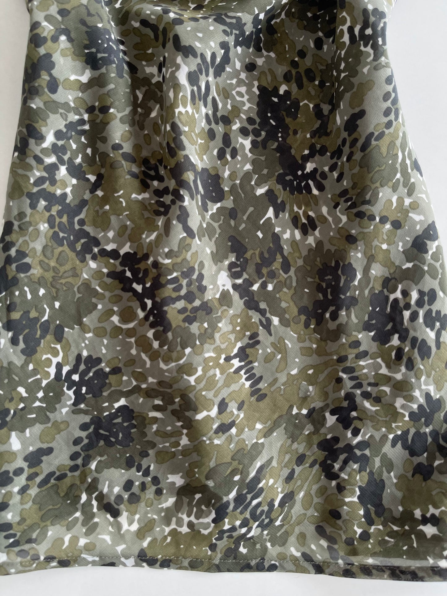Reitmans Sheer Top-Bust 50