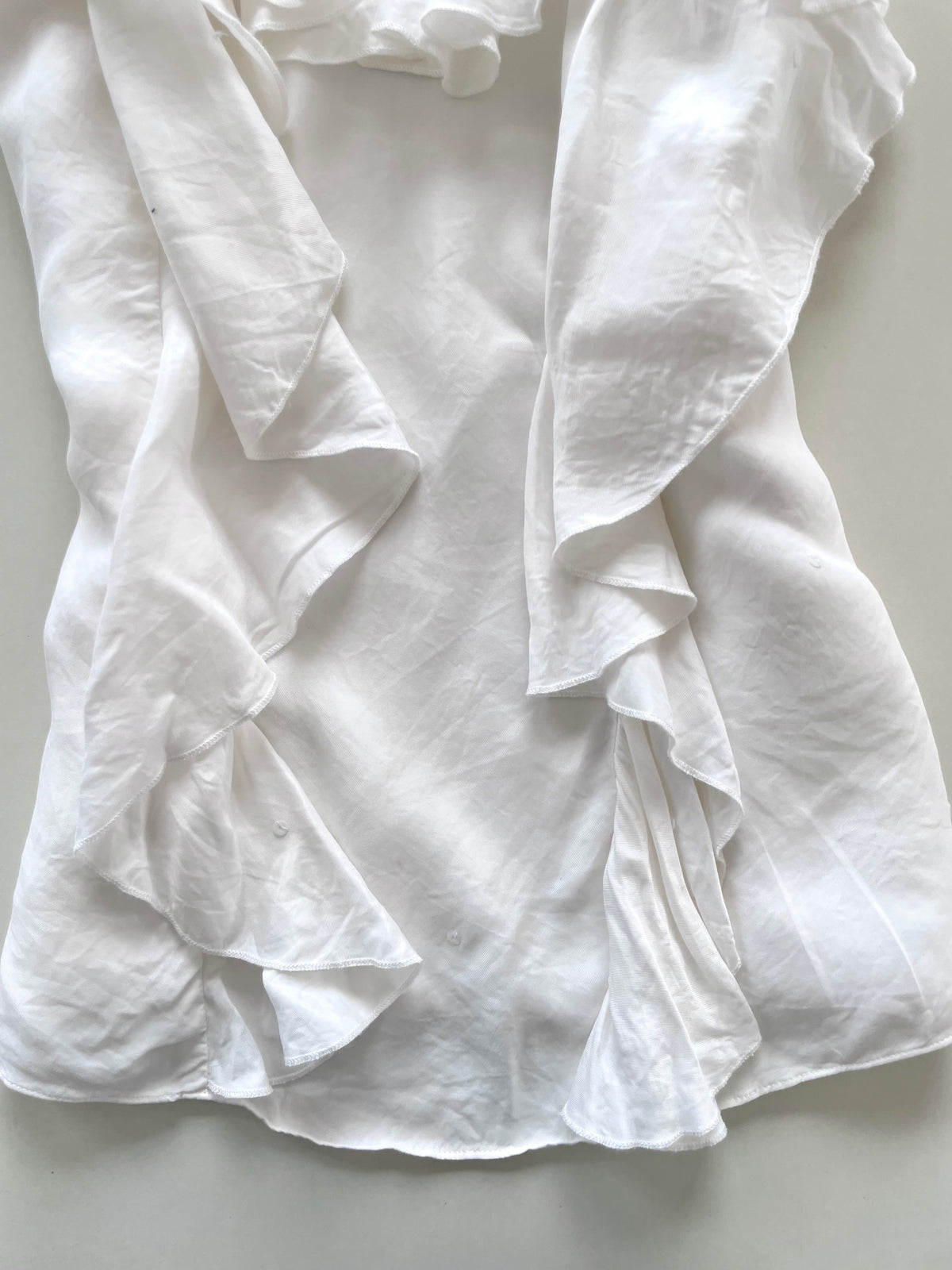Gustav White Ruffle Top-Bust 38