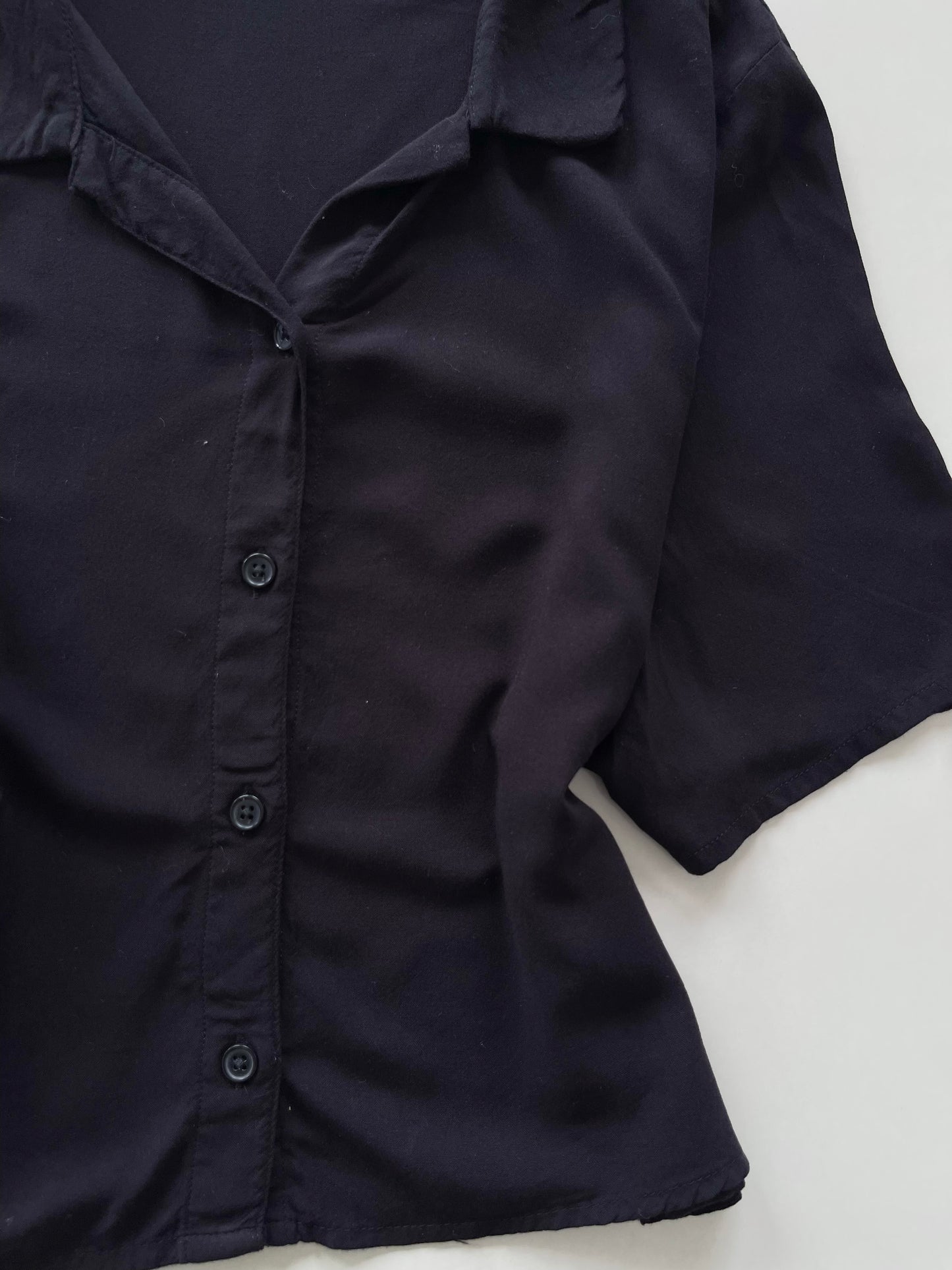 H&M Black Shirt-Bust 42