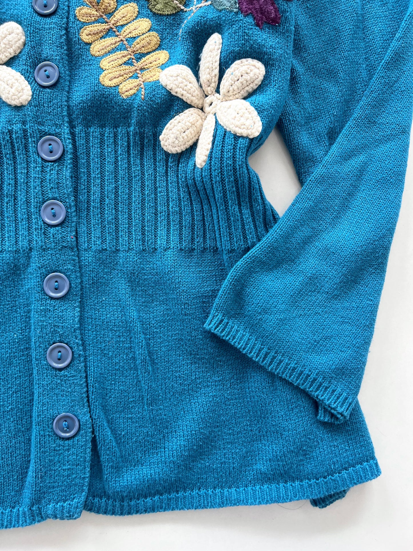 Classic Elements Vintage Embroidered Sweater-Bust 40