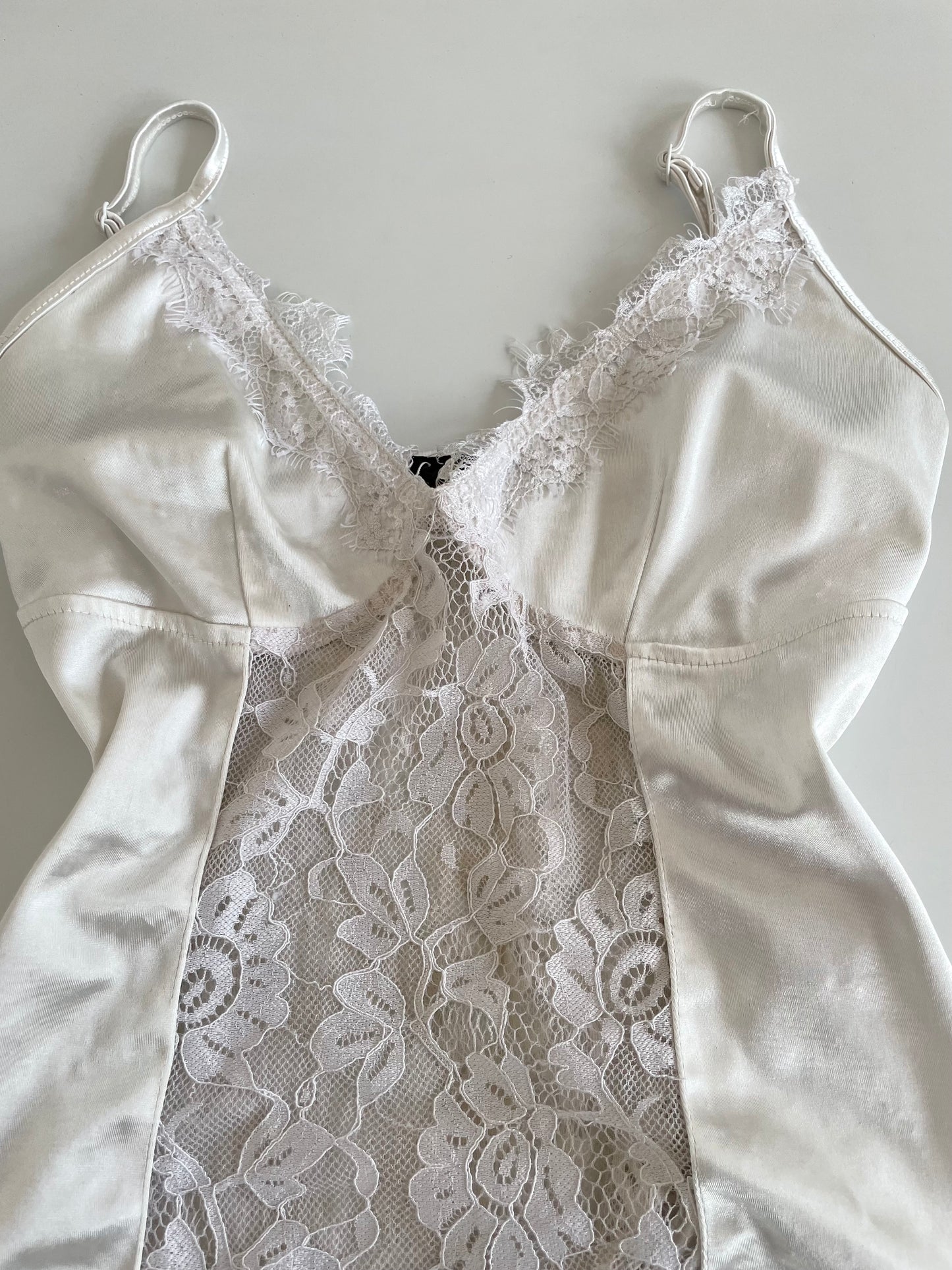 Quiz Satin Top-Bust 32