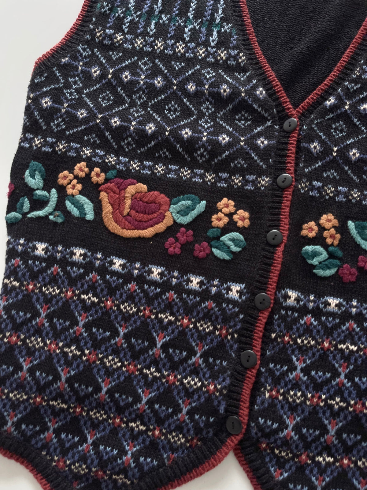 White Stag Embroidered Vest Sweater-Bust 50