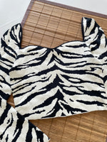 Load image into Gallery viewer, Self Portrait Winter Top-Bust 34