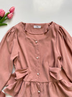 Load image into Gallery viewer, Bust 32