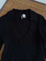 Load image into Gallery viewer, H&M Cozy Winter Top-Bust 32 to 36