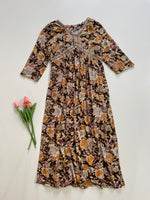 Load image into Gallery viewer, FLORAL EMBROIDERED ALIA CUT KURTI - BUST 34