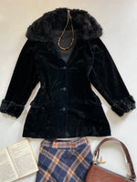 Load image into Gallery viewer, Chenille Fur Blazer-Bust 40