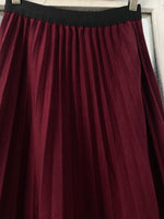 Load image into Gallery viewer, Pleated Warm Skirt-Waist 26 to 30