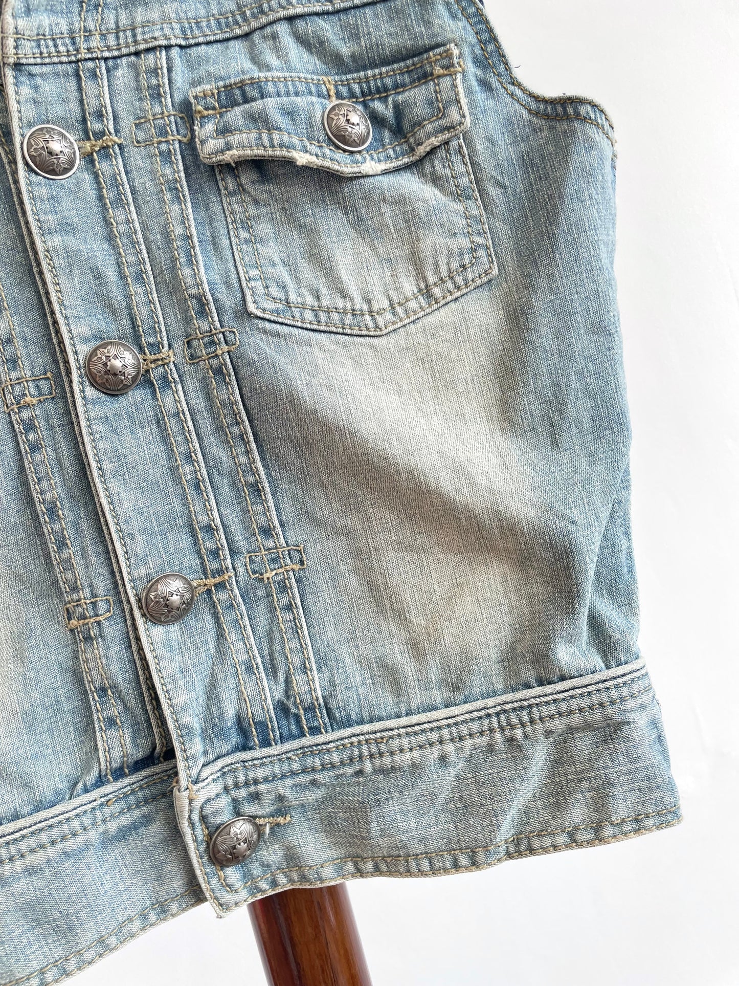 Denim Vest-Chest 34
