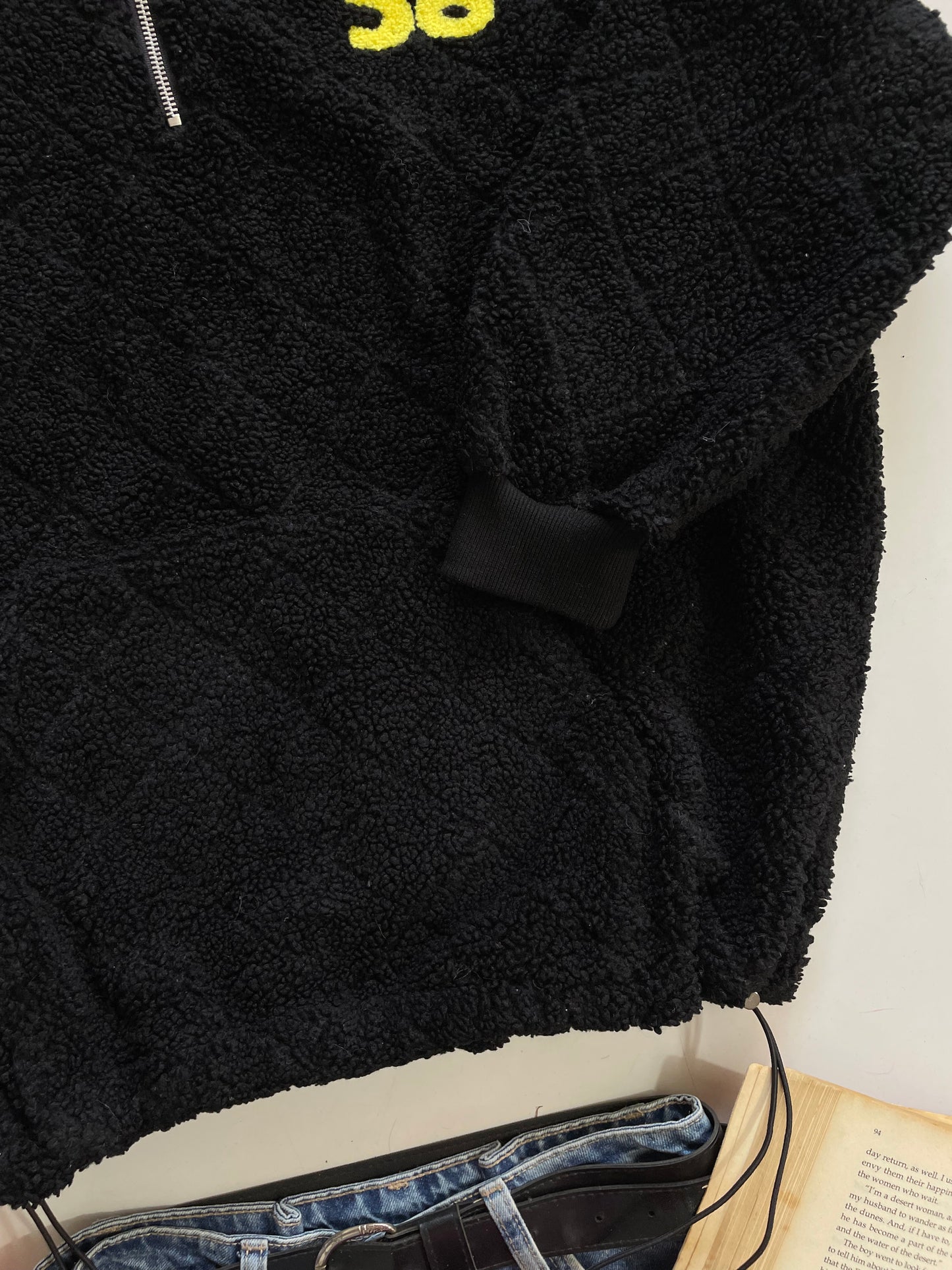 Fuzzy Warm Pullover - Bust 48
