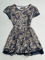 Load image into Gallery viewer, Dress-Bust 42