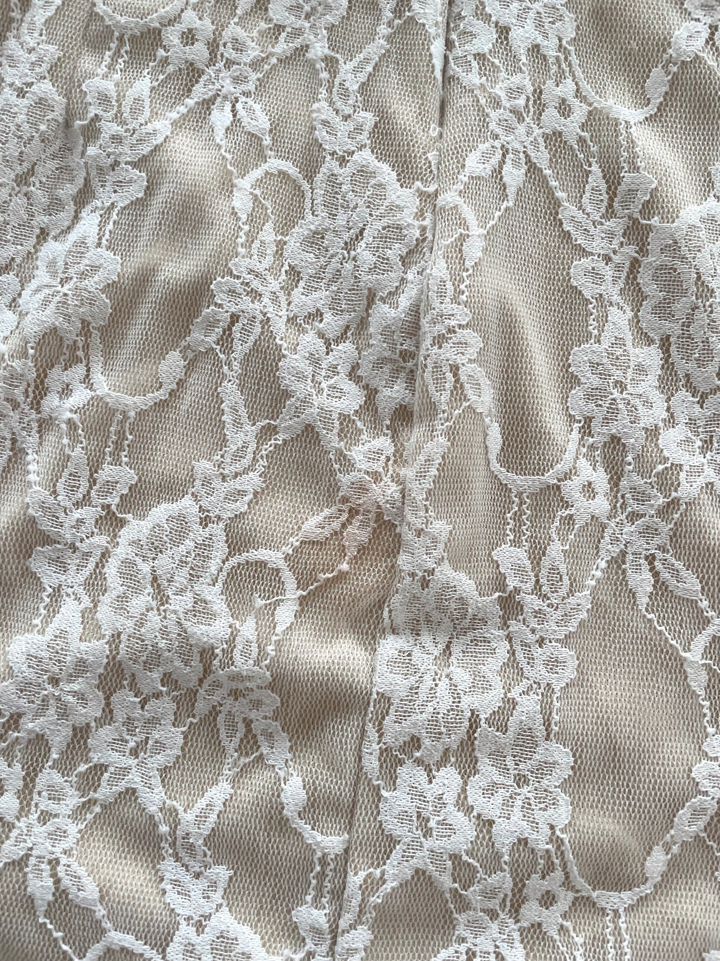 Mei Ying Lace Vintage Dress-Bust 32 to 34