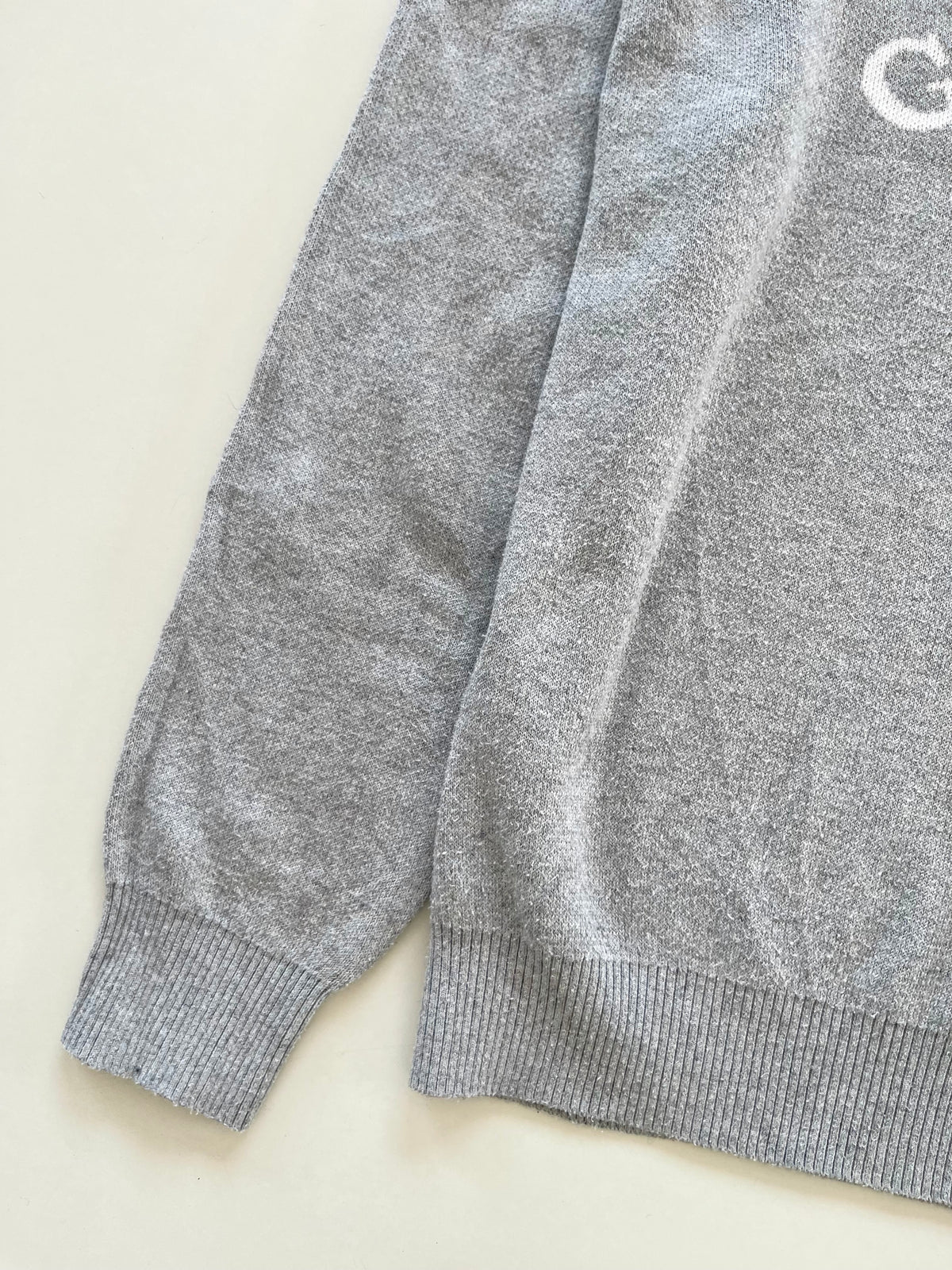 Guess Vintage Sweater-Bust 44