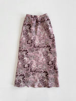 Load image into Gallery viewer, Vintage Skirt-Waist 30 to 36