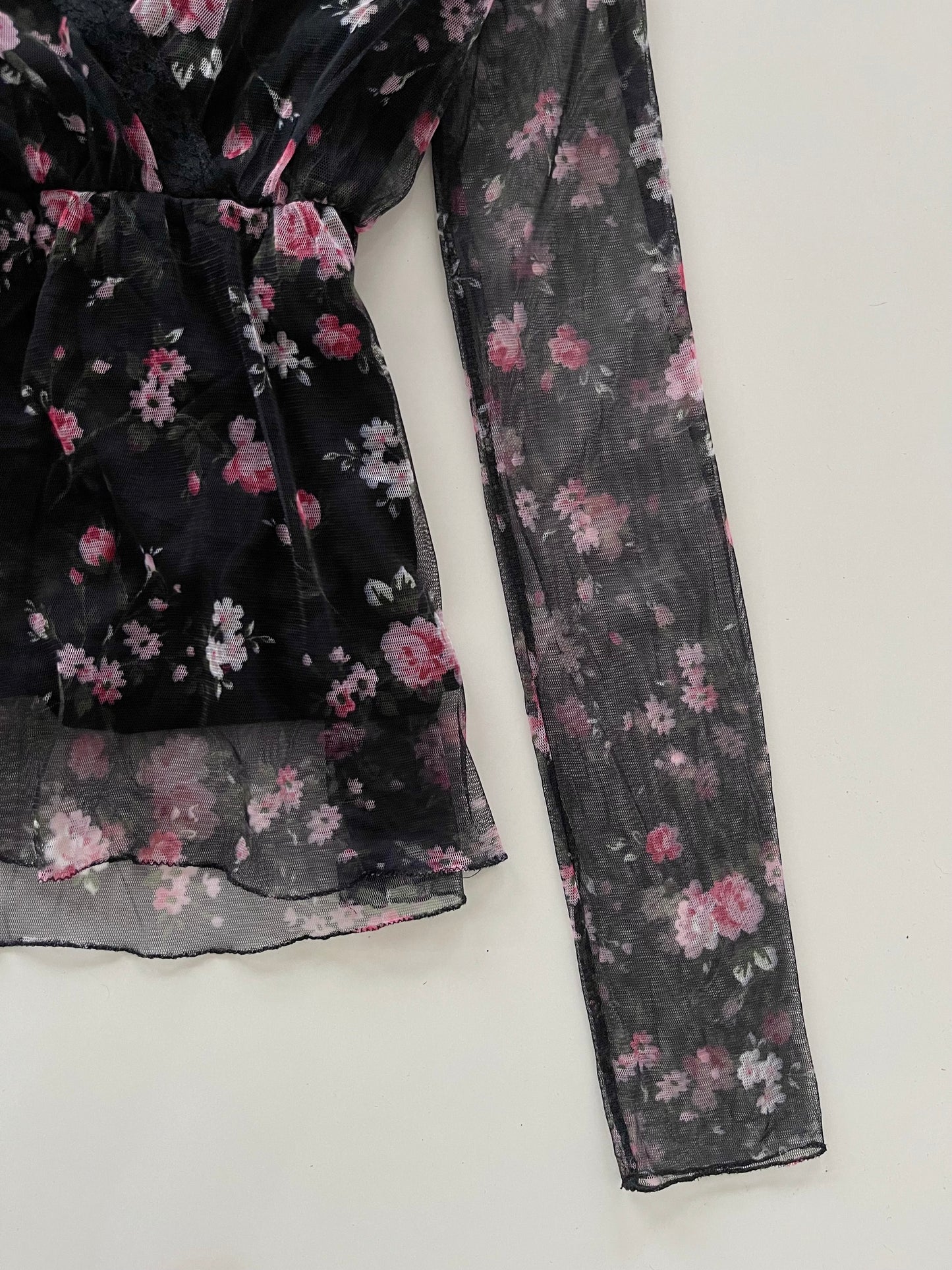 Rosas Vintage Top-Bust 34 to 36