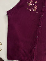 Load image into Gallery viewer, Penmans Embroidered Sweater Vest - Bust 48 to 52