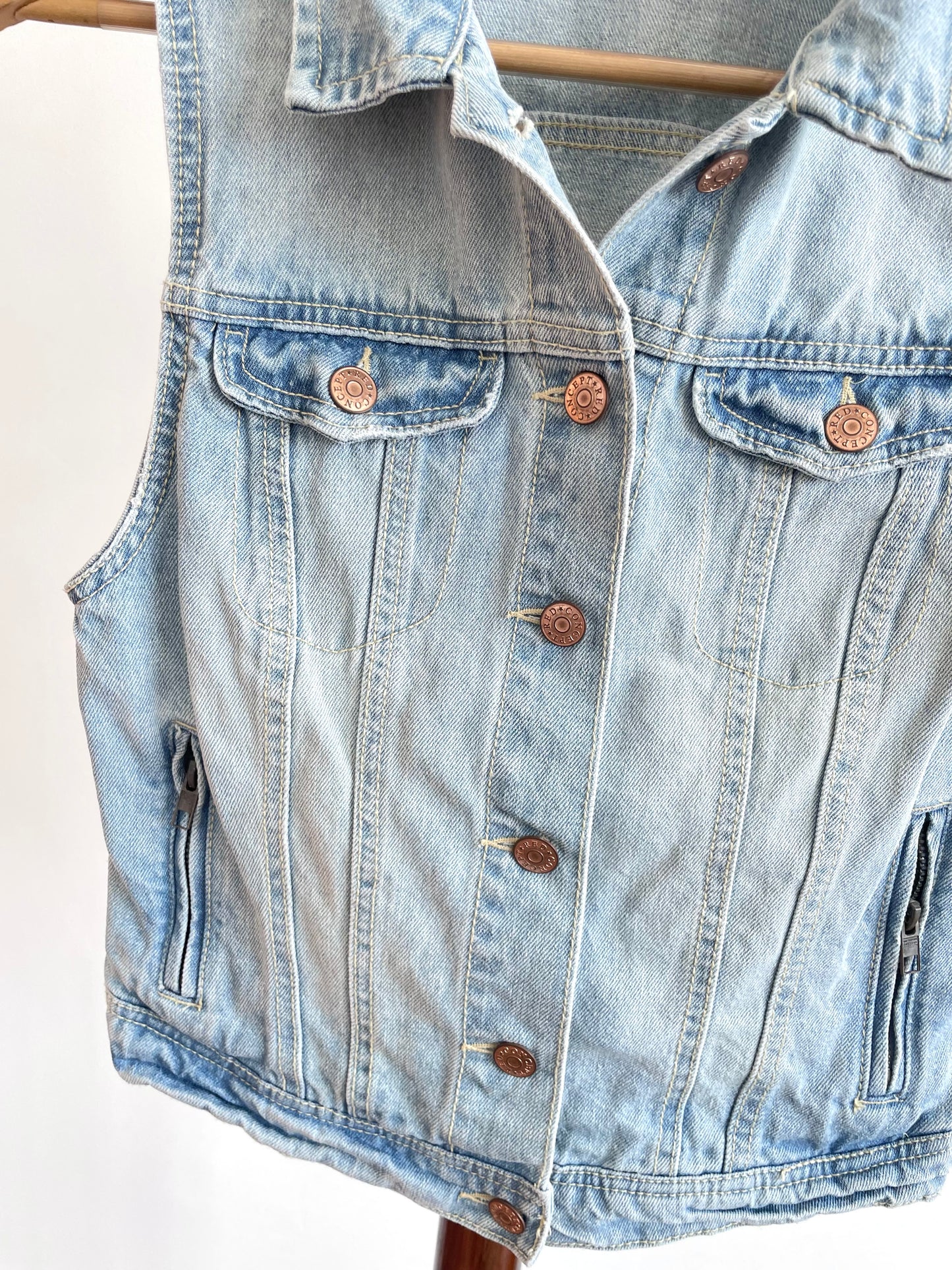 H&M Denim Vest-Chest 30