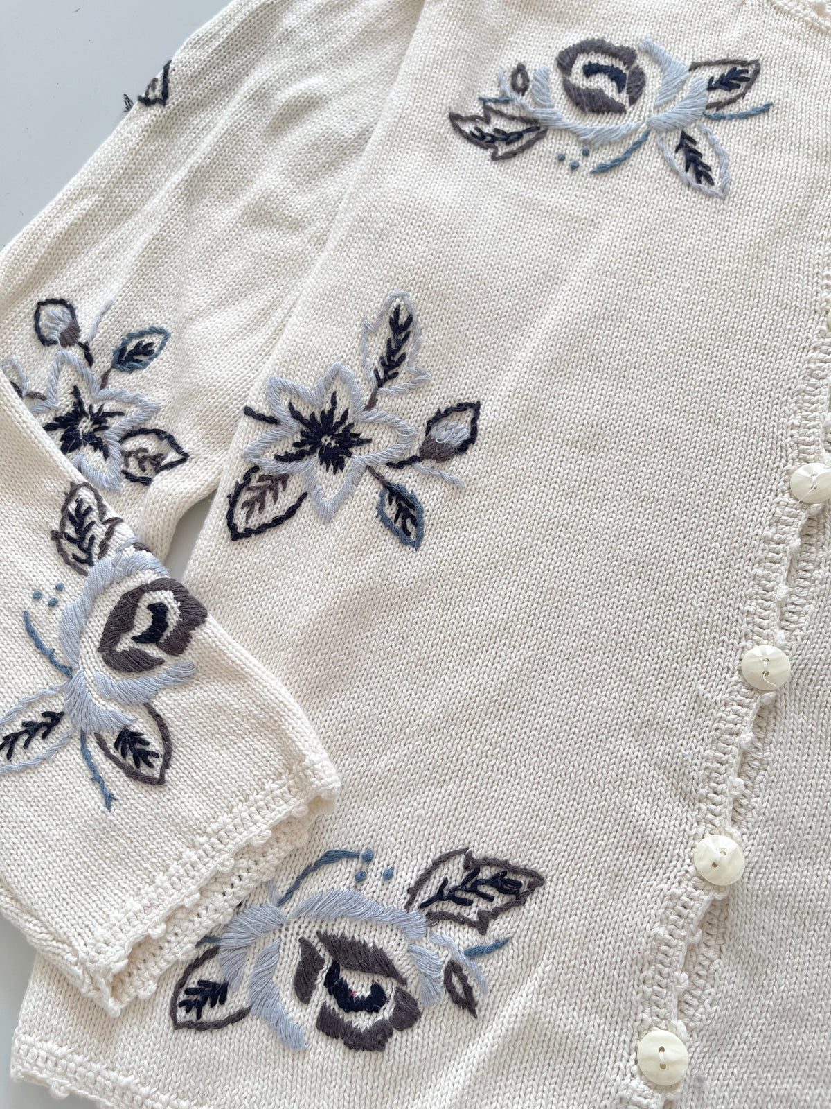 Gina Peters Embroidered Cardigan Sweater-Bust 42