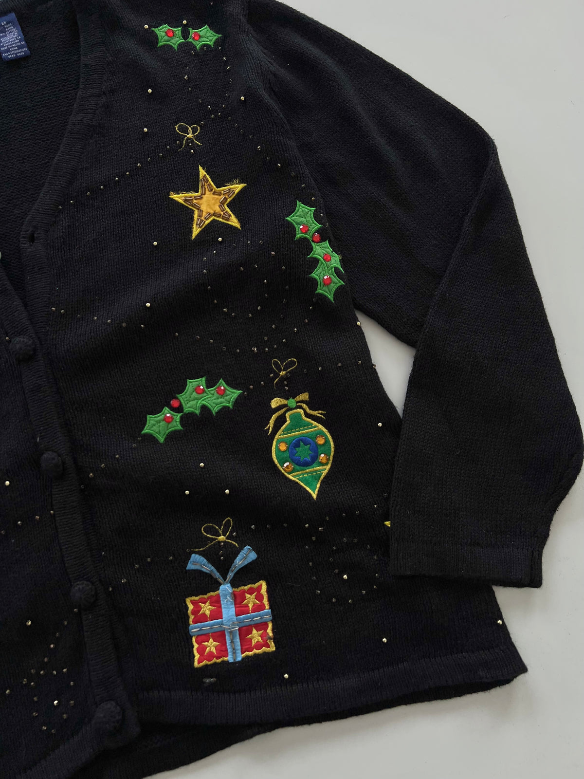 Basic Editions Embroidered Christmas Cardigan Sweater-Bust 52