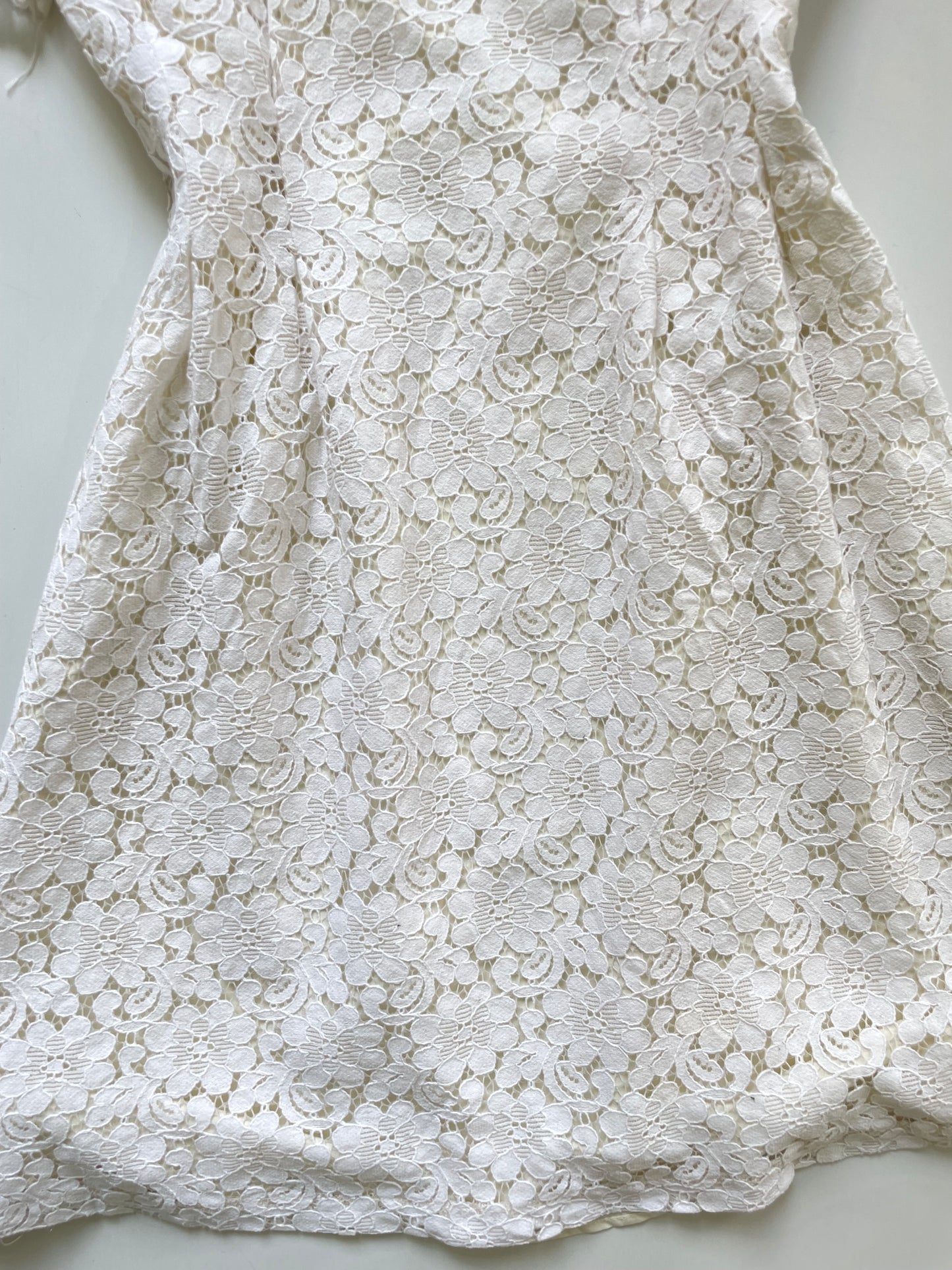 Dress-Bust 32