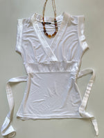 Load image into Gallery viewer, Oppel's White Top-Bust 28 to 30
