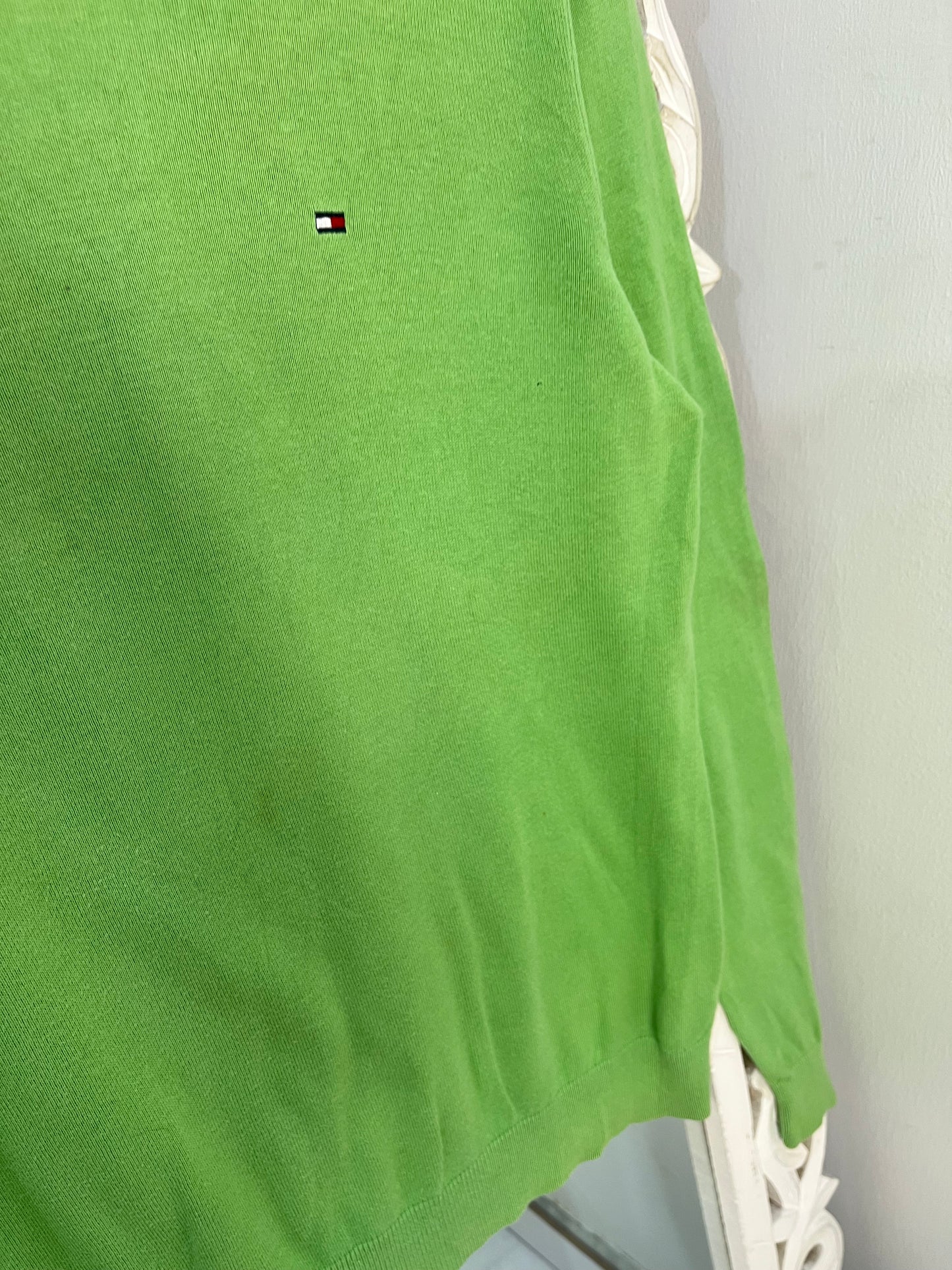 Vintage Tommy Hilfiger Sweater-Chest 40