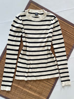 Load image into Gallery viewer, Soft Winter Top-Bust 30