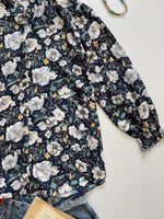 Load image into Gallery viewer, Roem Shirt-Bust 40