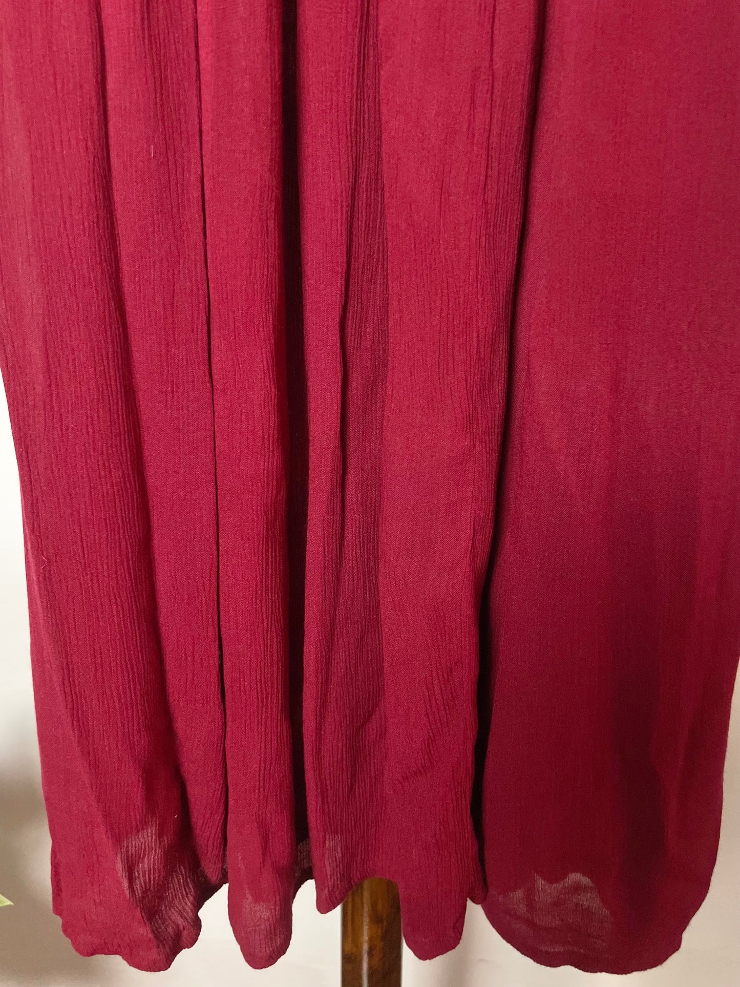 White Stag Vintage Sheer Skirt-Waist 34 to 40