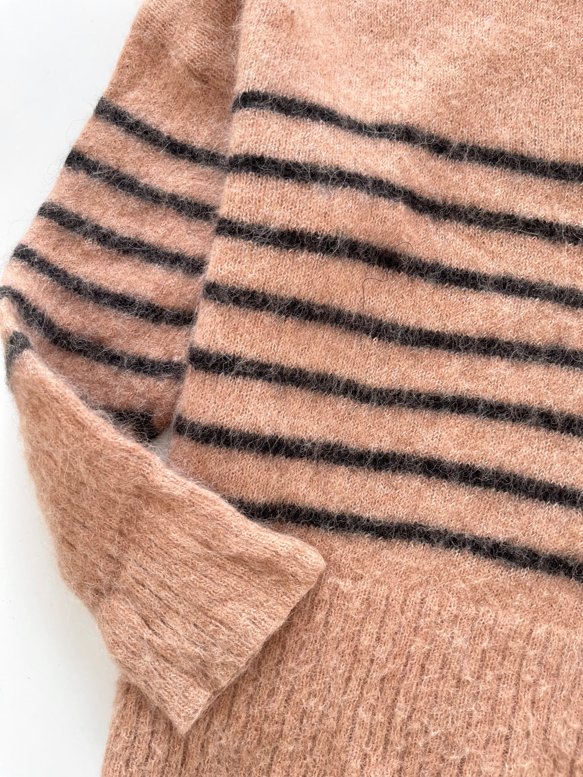 Pacas Chunky Pinterest Sweater-Bust 44