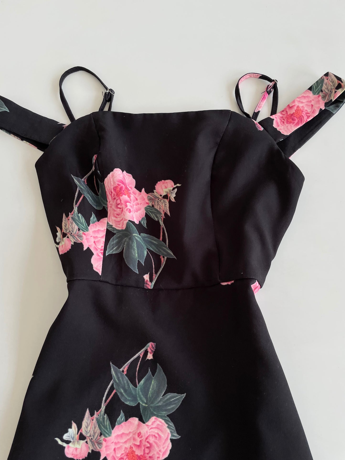 Luvalot Dress-Bust 30