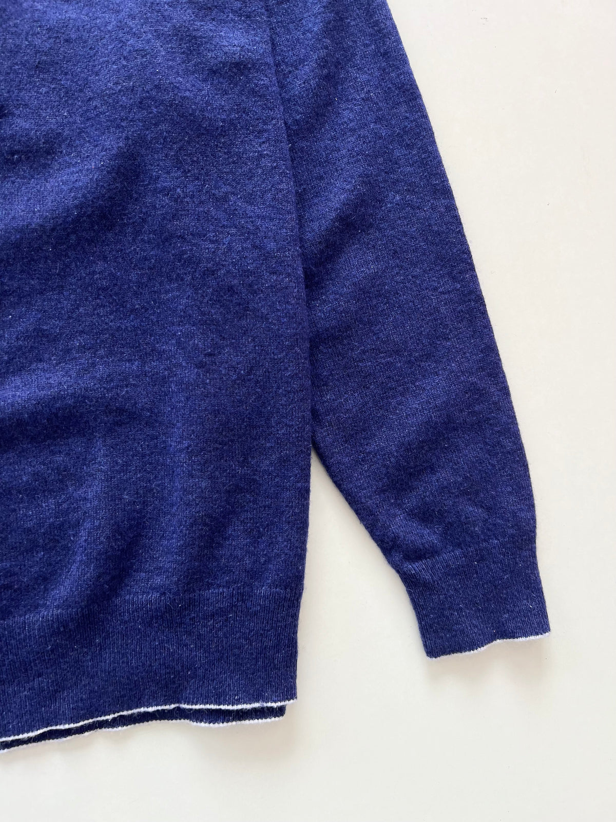Lacoste 100% Wool Vintage Sweater-Bust 40