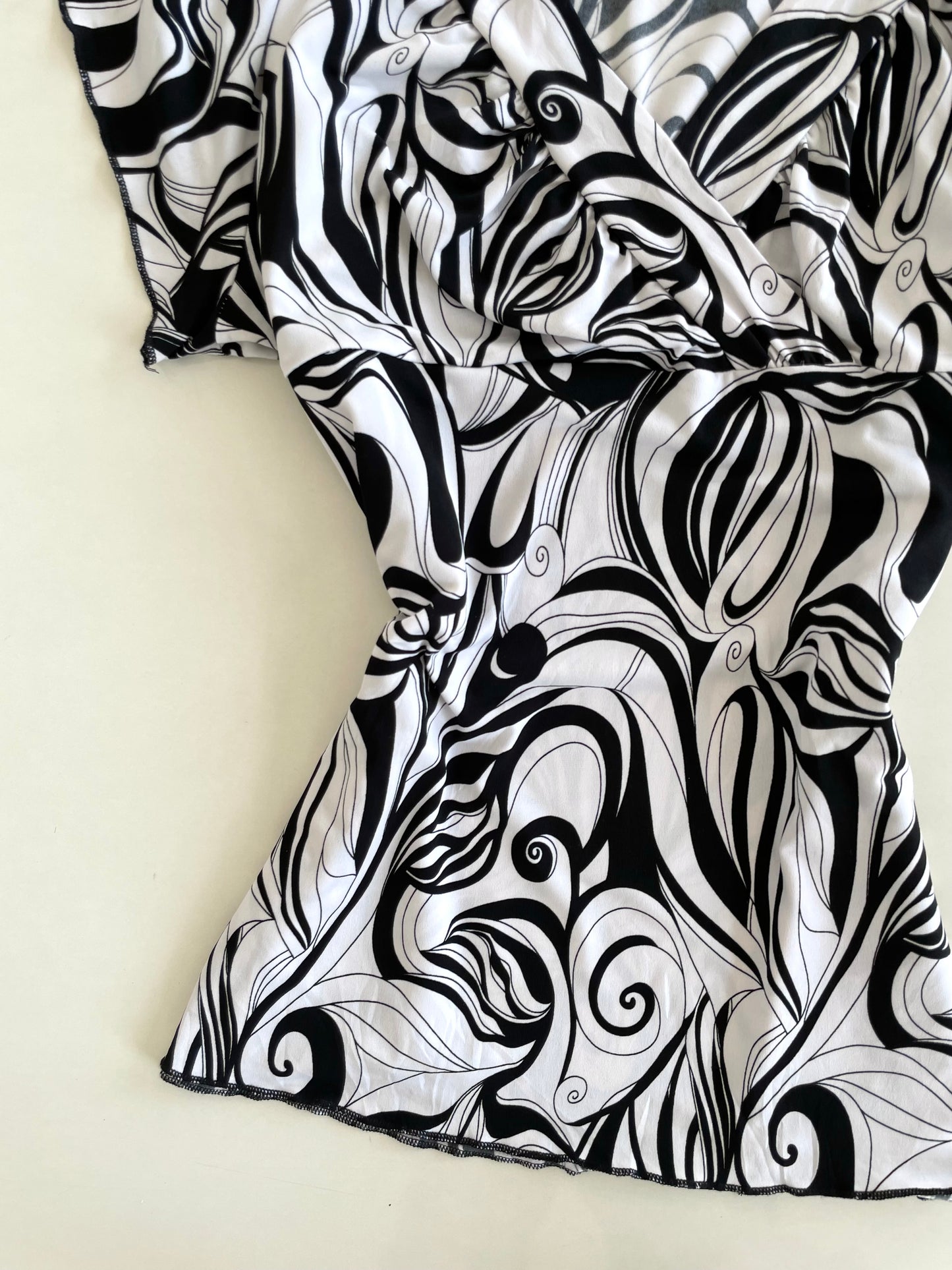 Studio 1940 Vintage Top-Bust 50 to 52
