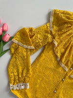 Load image into Gallery viewer, AMBER YELLOW LACE FULLY LINED TOP - BUST 32