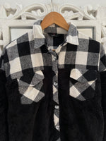 Load image into Gallery viewer, Thick Warm Shacket-Chest 38