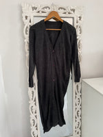 Load image into Gallery viewer, Shrug- Bust 34