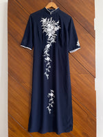 Load image into Gallery viewer, Chinese Sheer Embroidered Kurta-Bust 38