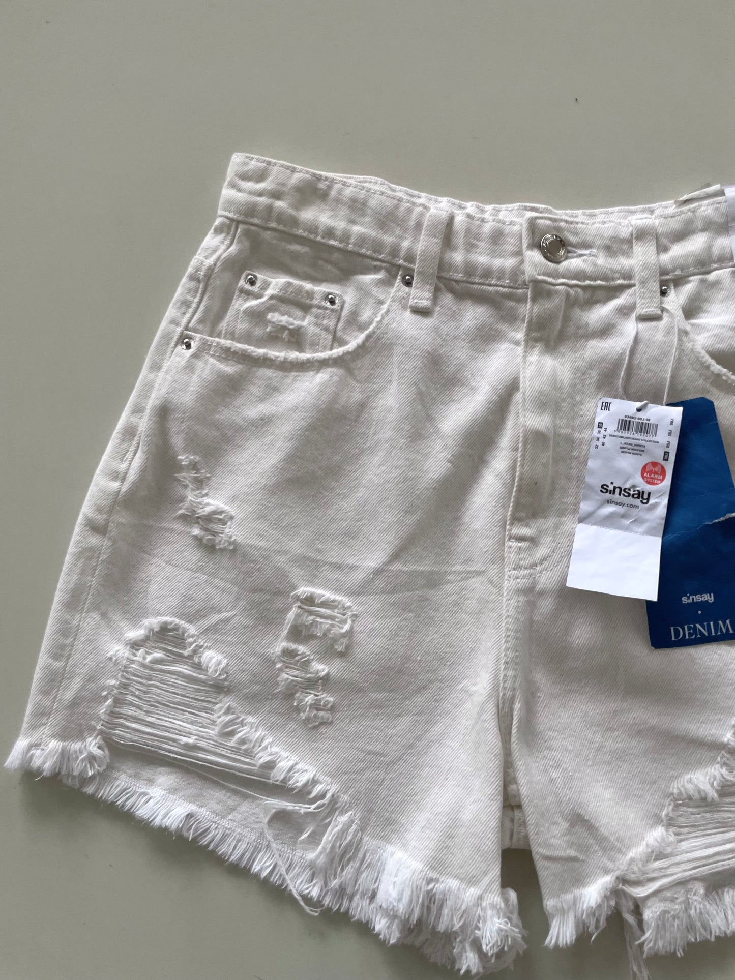 Sinsay New Tagged Shorts-Waist 30