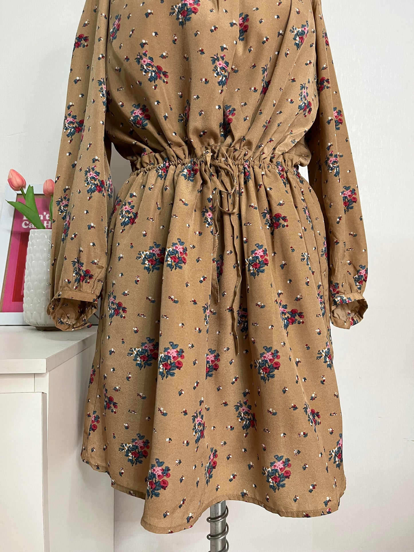 SAND FLORAL DRESS - BUST 36