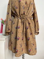 Load image into Gallery viewer, SAND FLORAL DRESS - BUST 36