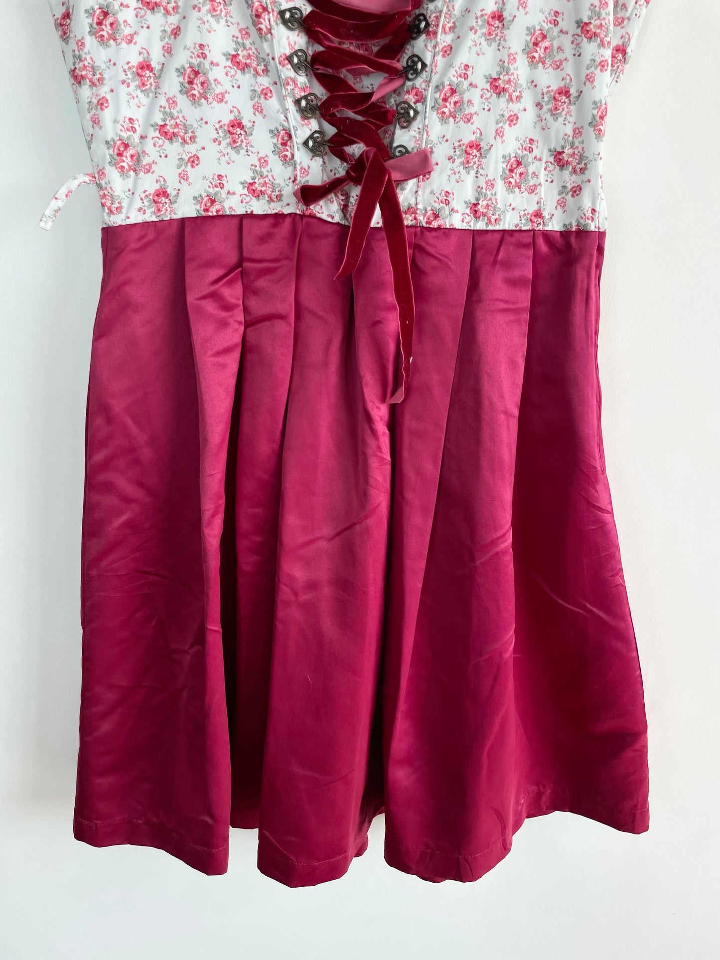 Vintage Dress-Bust 38