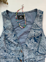 Load image into Gallery viewer, Vintage Waistcoat-Bust 38