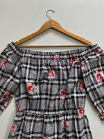 Load image into Gallery viewer, H&M B&W OFF-SHOULDER DRESS - BUST 40 TO 42