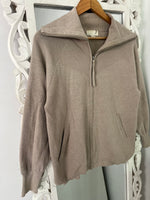 Load image into Gallery viewer, Zipper Sweater-Bust 38