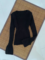 Load image into Gallery viewer, Cozy Winter Top-Bust 30 to 34