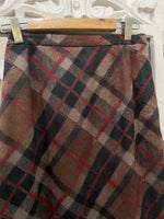 Load image into Gallery viewer, Vintage Warm Skirt-Waist 28