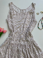 Load image into Gallery viewer, Figures Dress-Bust 42