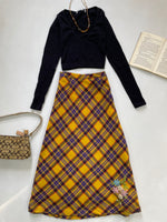 Load image into Gallery viewer, Vintage Warm Embroidered Tweed Skirt-Waist 26