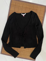 Load image into Gallery viewer, Double Knot Cozy Winter Top-Bust 40 to 42