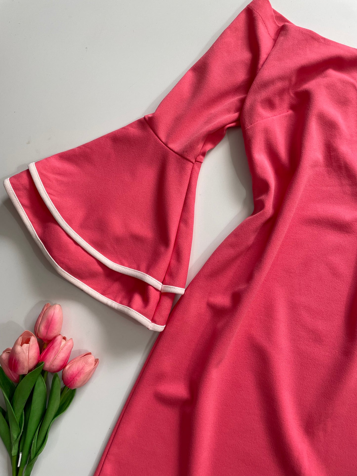 Dress-Bust 32